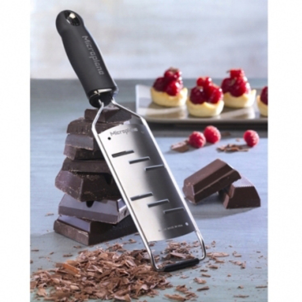 Râpe Chocolat Microplane Le Comptoir de la Patisserie